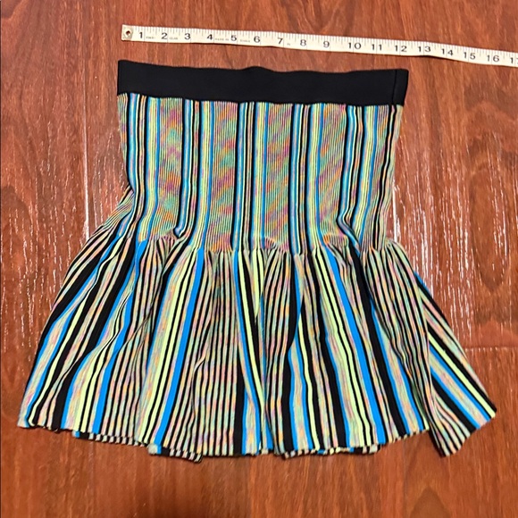 BCBGMaxAzria Multicolor Striped strapless top - Picture 3 of 4